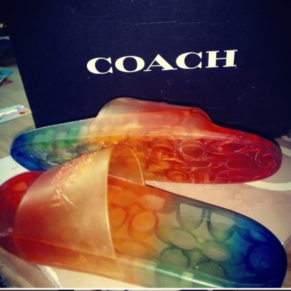 🔥Coach Slides🔥 - Picture 1 of 3